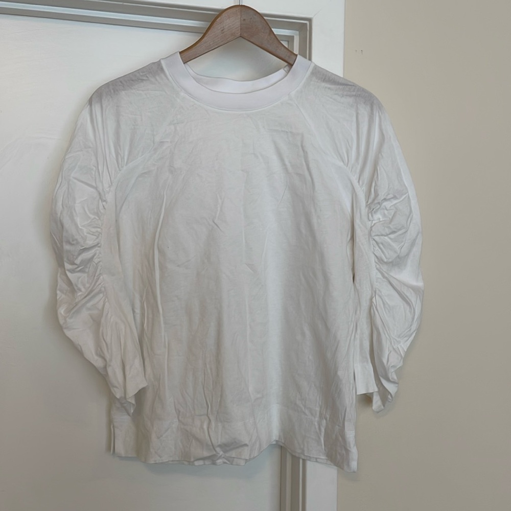White 3/4 sleeve top